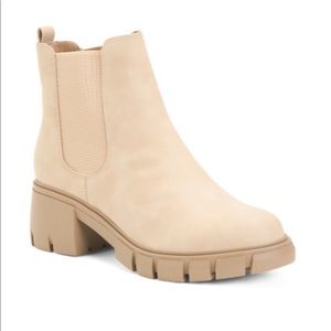 Madden Girl Chelsea lug sole booties (sand)